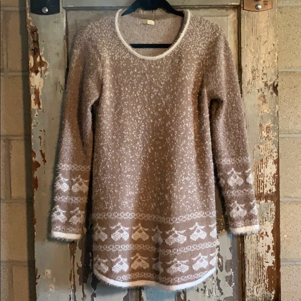 🧟‍♂️Eyelash Knit Tunic🧟‍♂️ 5 or More for $3 Each